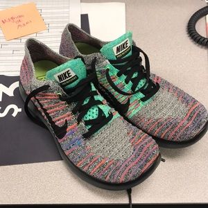 Nike flyknits women's 8